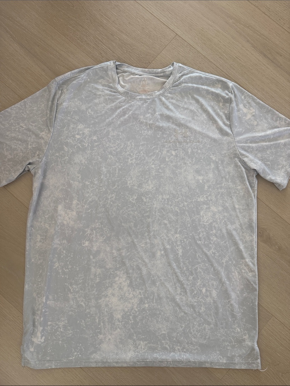 Men's Light Gray Marble-Effect Under Armour Active Shirt